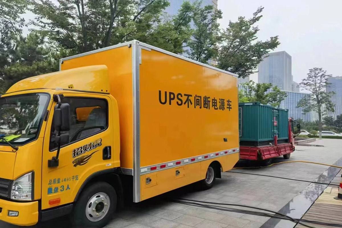 信宜发电机租赁施工现场